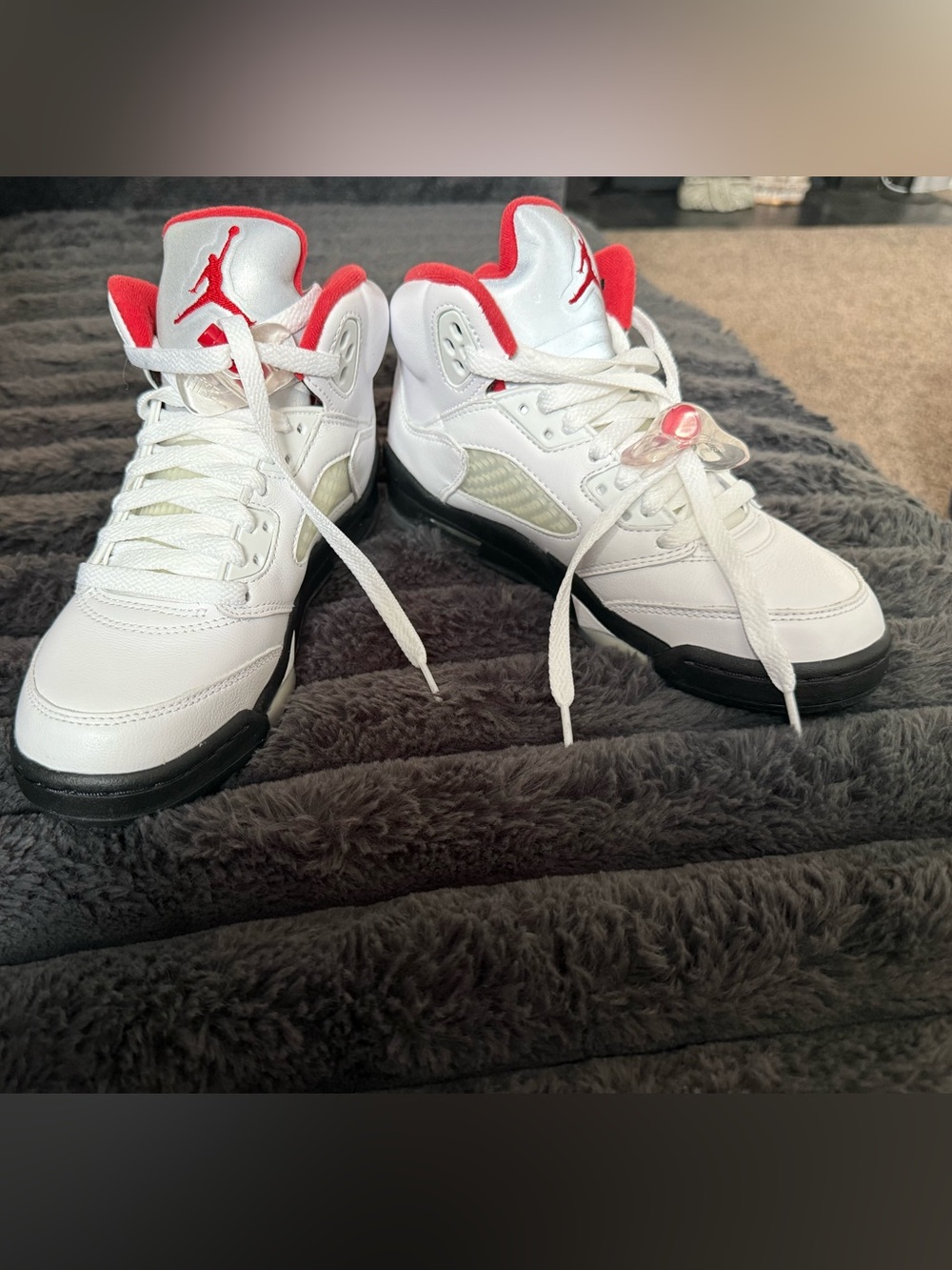Grade School Air Jordan 5s “Fire Red”